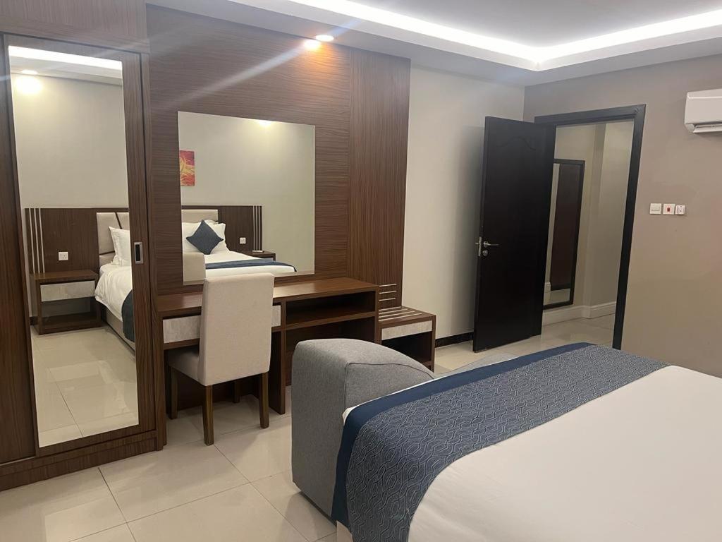 Remaz Suites Hotel Jubail ภายนอก รูปภาพ