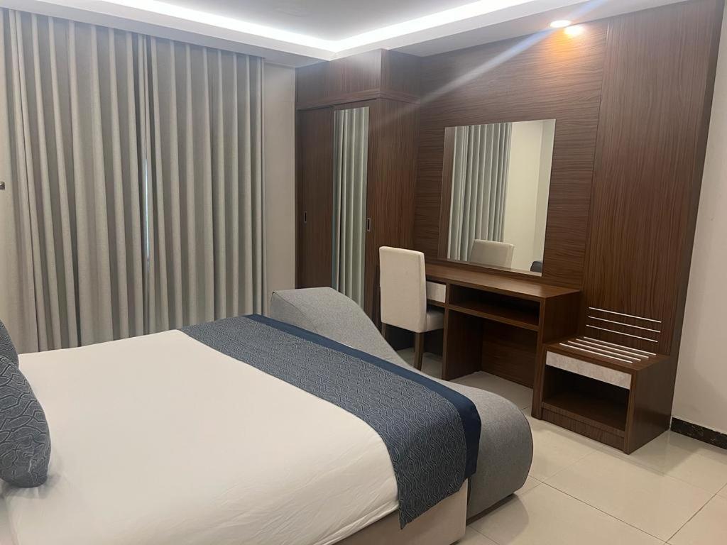 Remaz Suites Hotel Jubail ภายนอก รูปภาพ