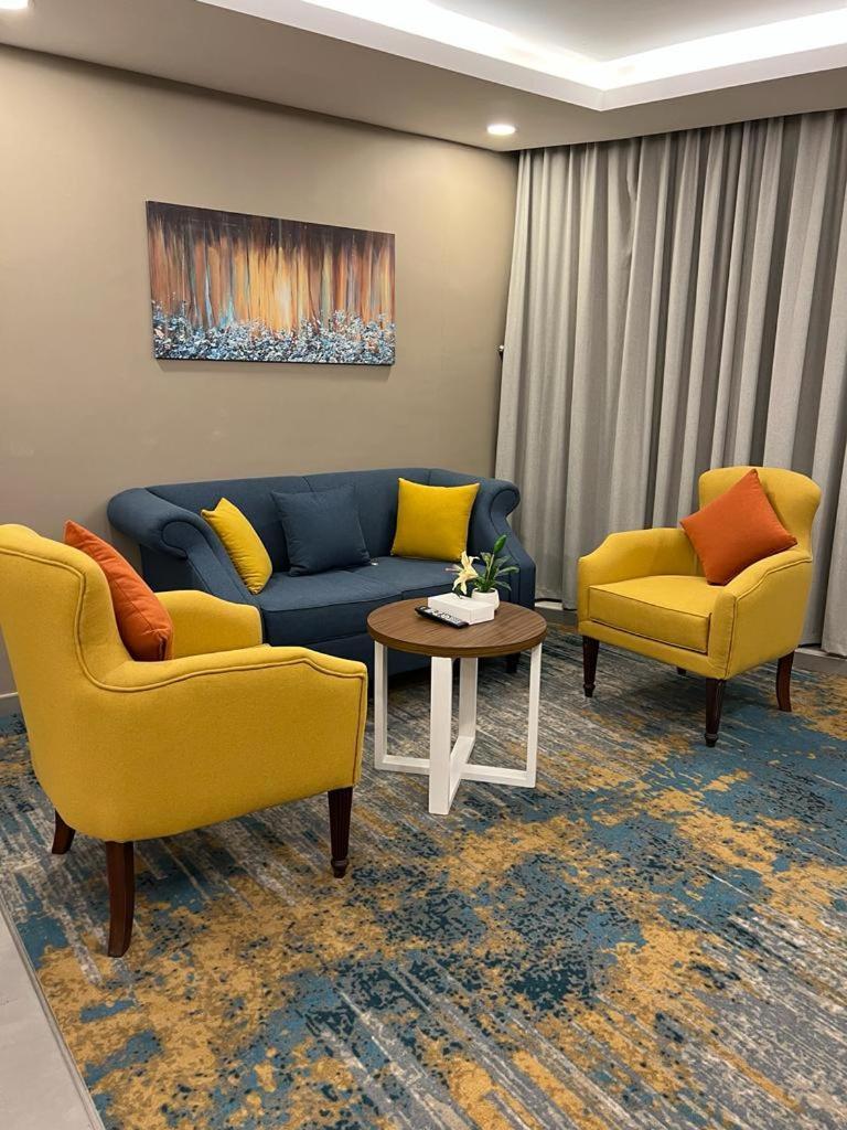 Remaz Suites Hotel Jubail ภายนอก รูปภาพ