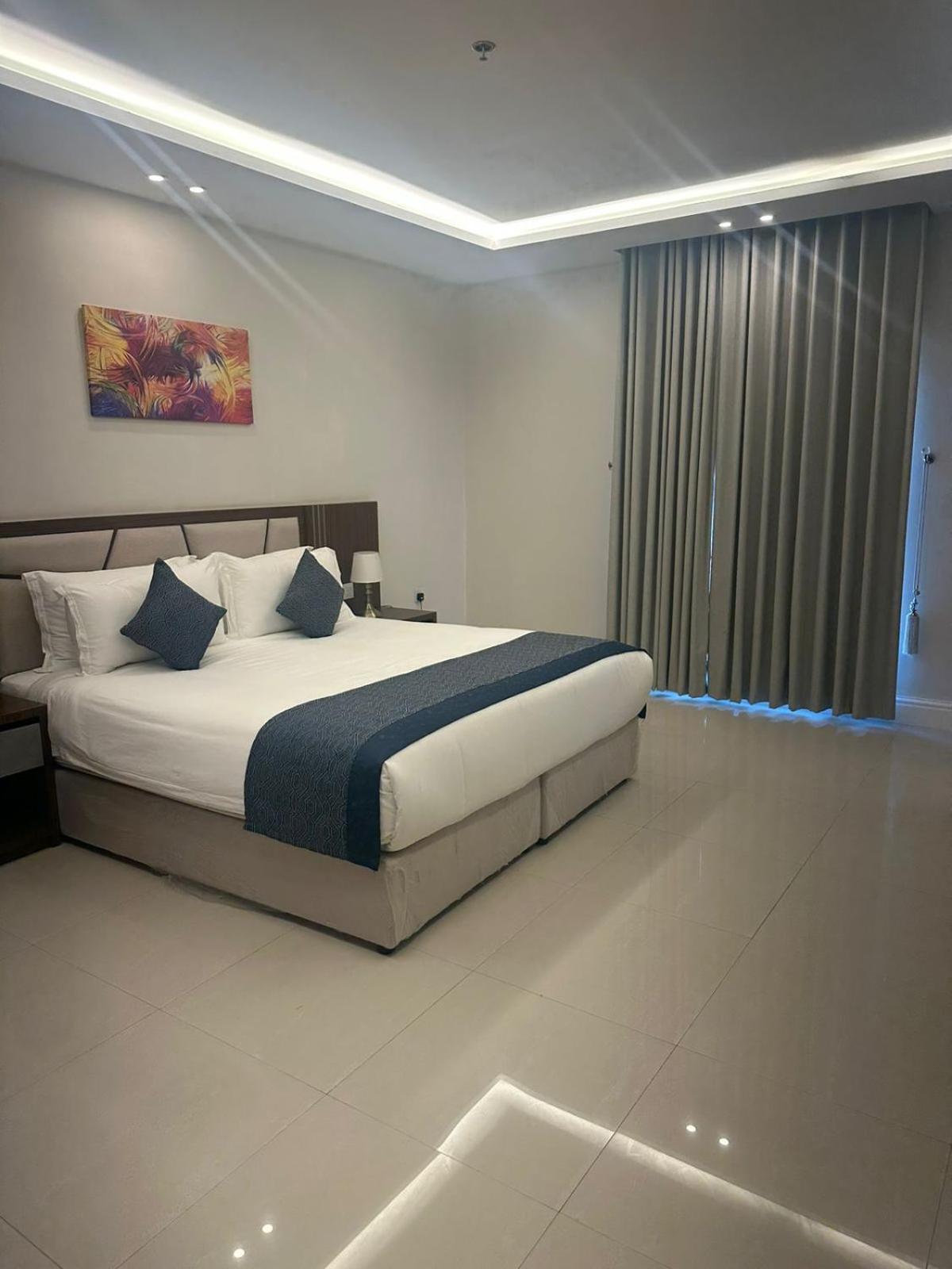 Remaz Suites Hotel Jubail ภายนอก รูปภาพ