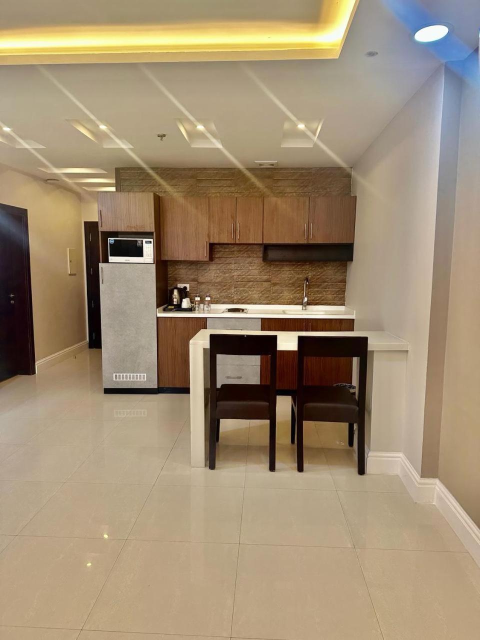 Remaz Suites Hotel Jubail ภายนอก รูปภาพ
