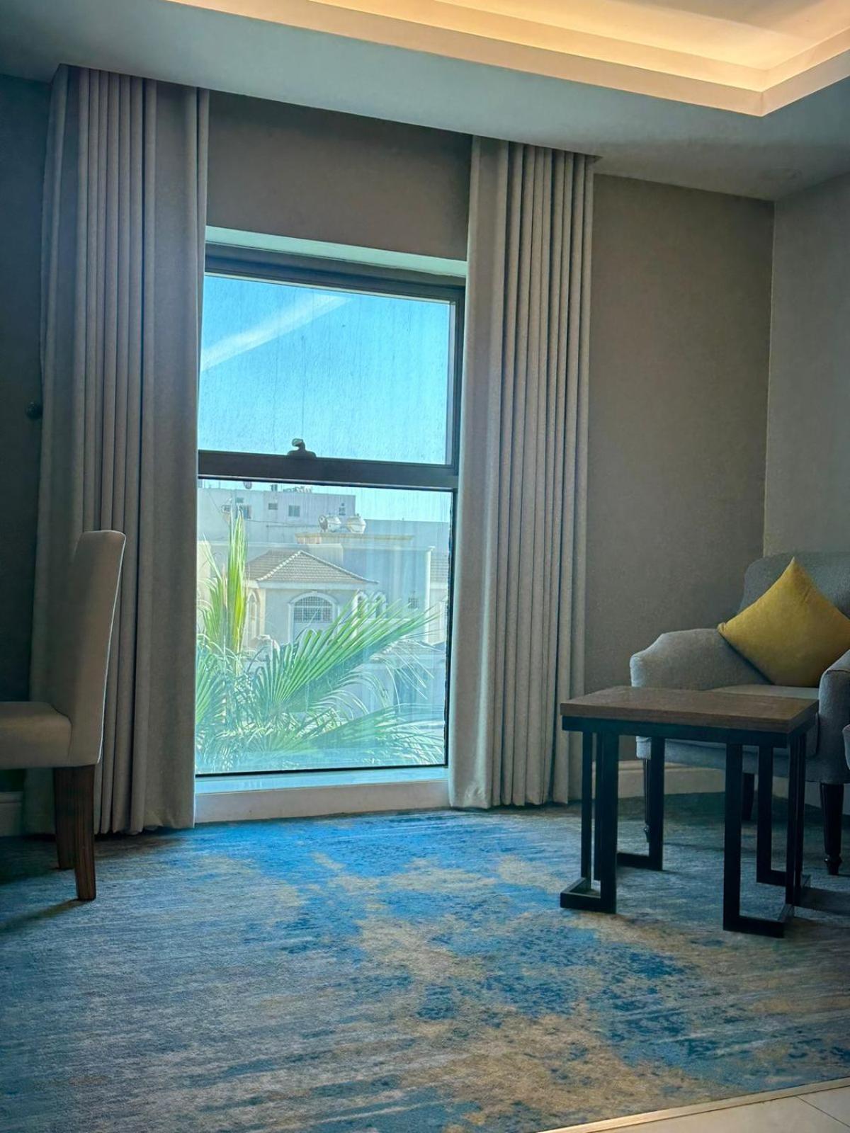 Remaz Suites Hotel Jubail ภายนอก รูปภาพ