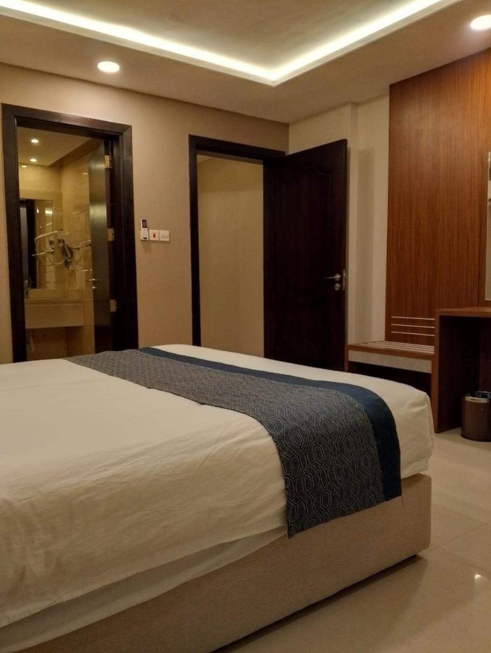 Remaz Suites Hotel Jubail ภายนอก รูปภาพ